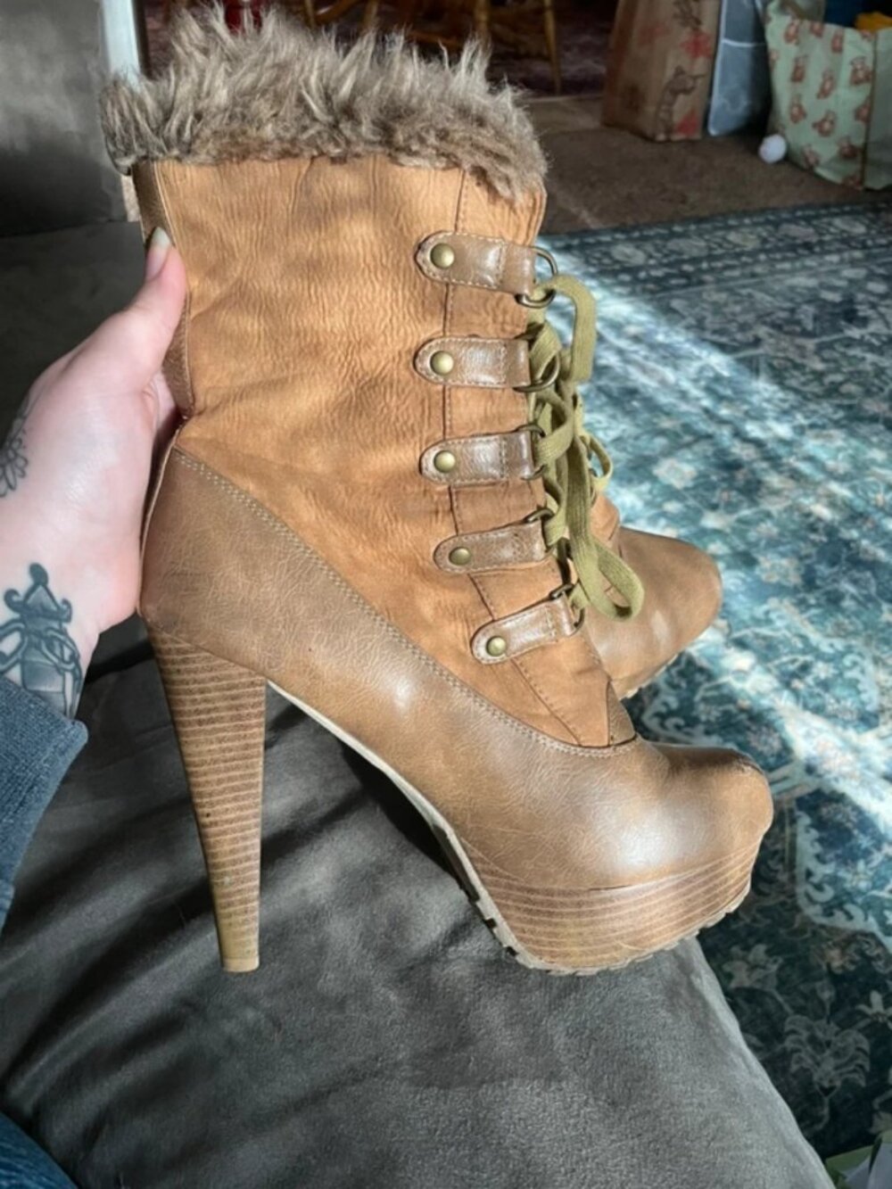 Y2K boots